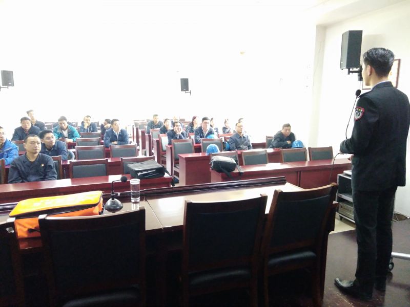 
				   
					黃河同力組織開展2019年消防安全、職業(yè)衛(wèi)生及廠區(qū)雙重預(yù)防體系建設(shè)知識培訓(xùn)
				 